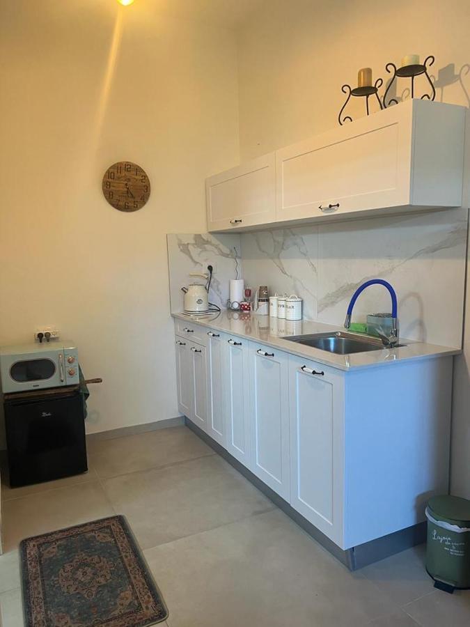 נקודות ריפוי Apartment Tirat Carmel Bagian luar foto